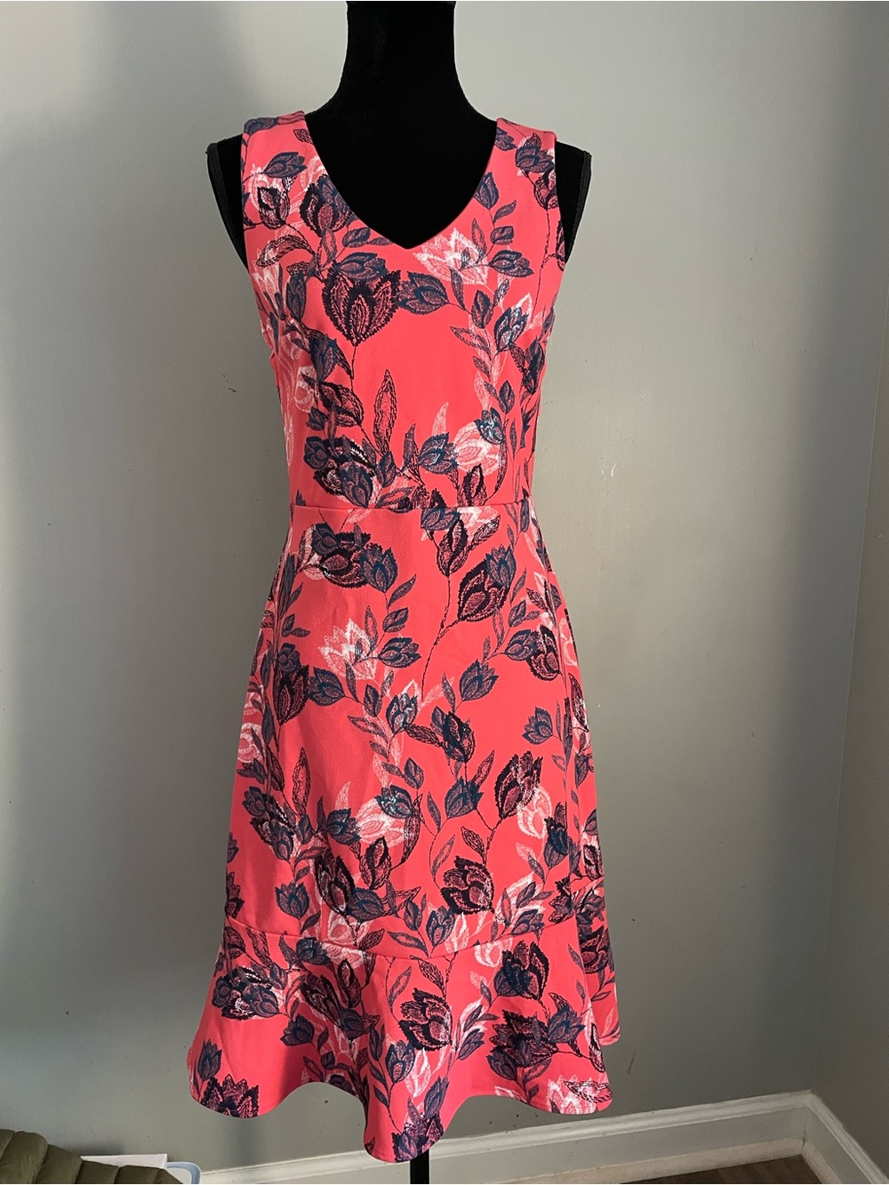 Banana Republic pink Floral V-Neck Midi Dress